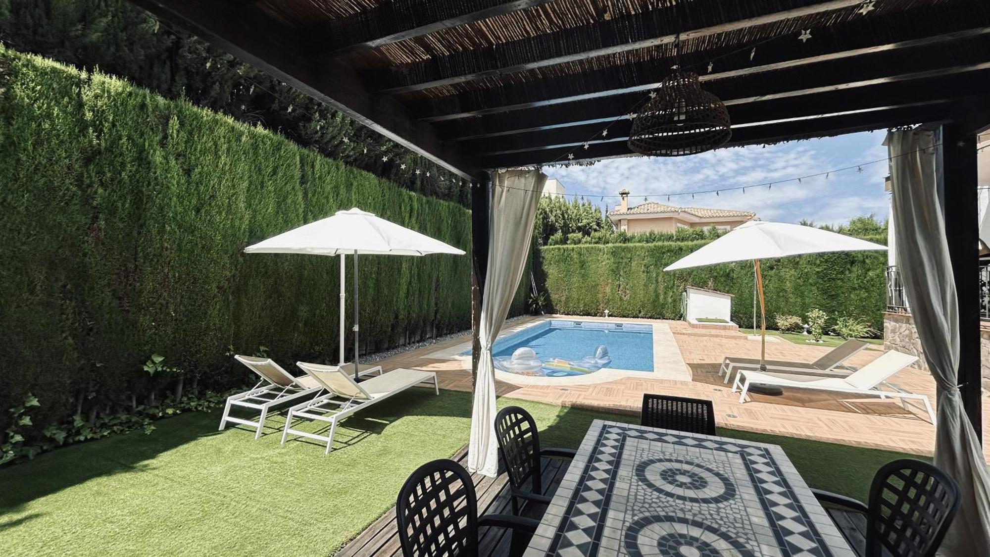 Extraordinaria Villa Con Piscina Y Chimenea Granada Bagian luar foto